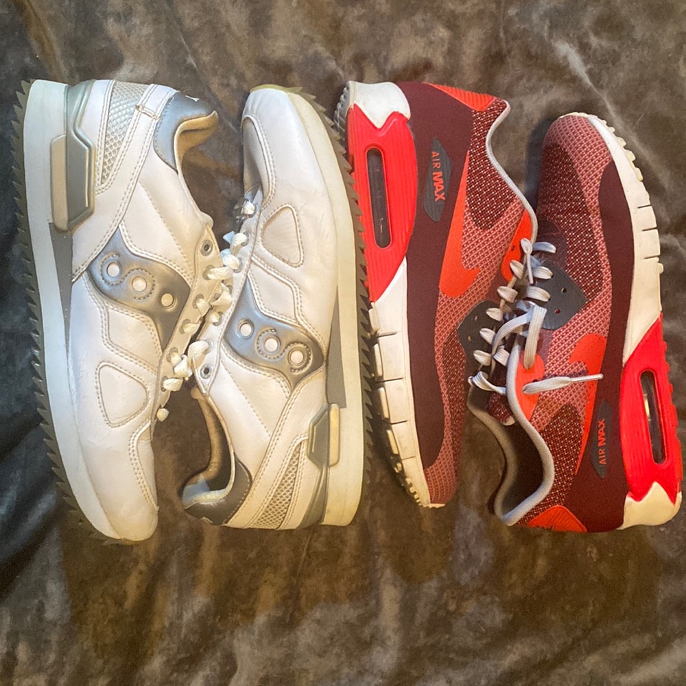 Nike & Sauconey Lot Size 11